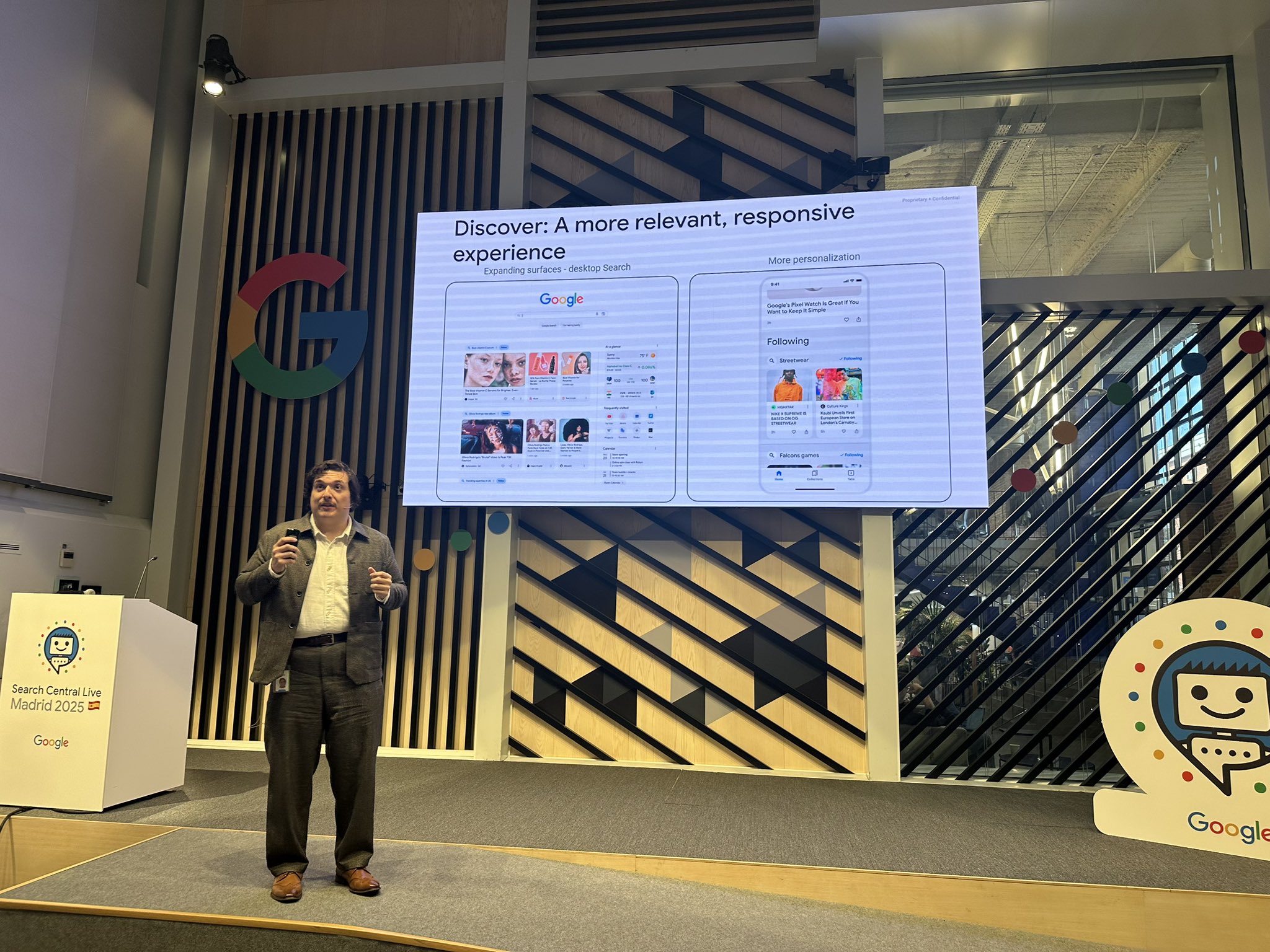 Google Mitarbeiter stellt den neuen Discover Feed auf Desktop vor